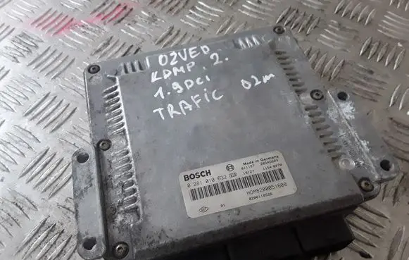 Renault Trafic II (X83) Engine control unit/module 0281010632