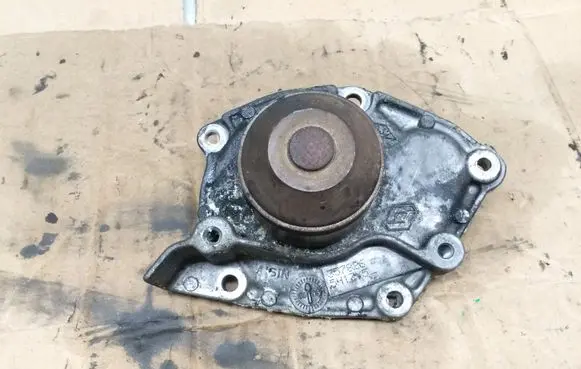 Renault Laguna II Water pump 357826