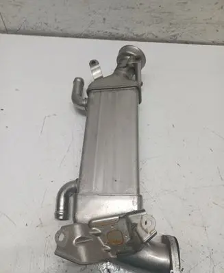 Mercedes-Benz CLA C117 X117 W117 EGR valve cooler A6511400575