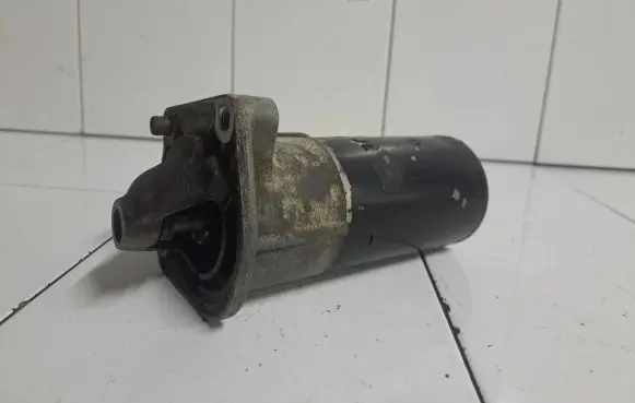 Volvo V70 Starter motor 1005821794