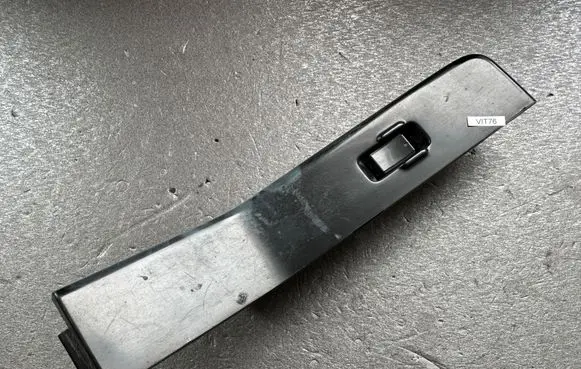 Nissan Patrol Y60 Front door window switch trim 8096027J00