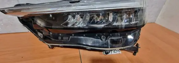 Honda HR-V Headlight/headlamp