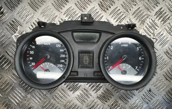 Renault Megane II Speedometer (instrument cluster) 8200364508 35110419