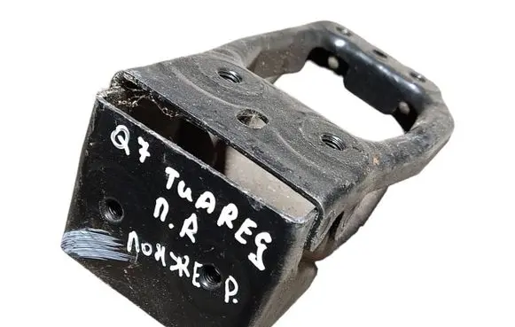 Audi Q7 4L Front side member 7L0805678A 7L0805845A 7L0805748