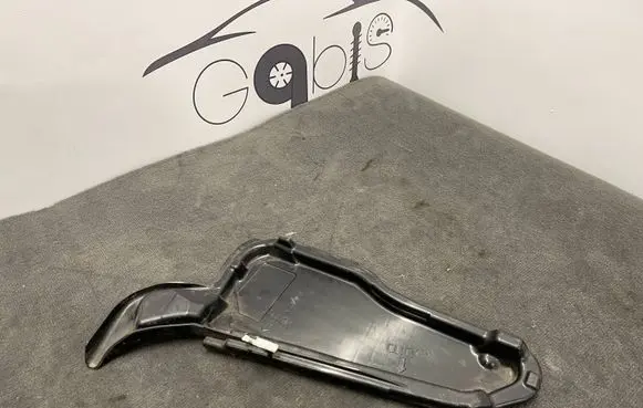 BMW M4 F82 F83 Wiper trim 7354546