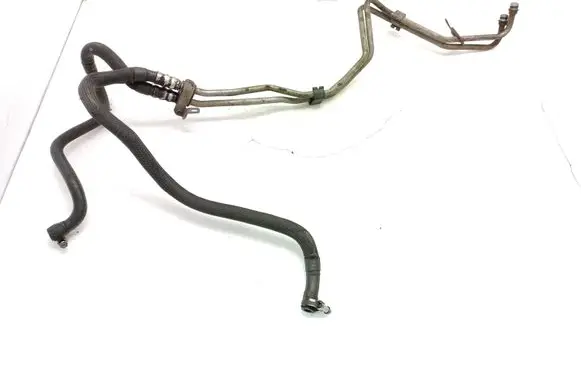 Land Rover Discovery 3 - LR3 Engine coolant pipe/hose