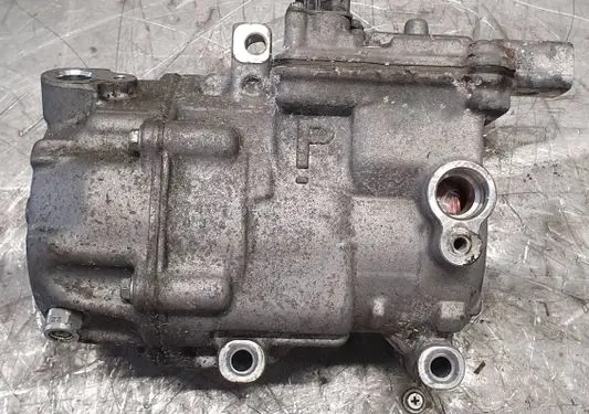 Toyota Auris E180 Air conditioning (A/C) compressor (pump) 0422001030