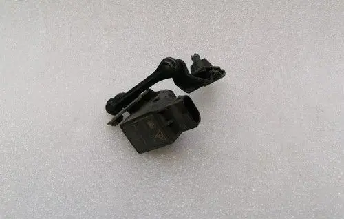 Porsche 911 996 Rear air suspension level height sensor 99663112100