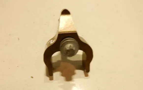 BMW 5 F10 F11 Fuel Injector clamp holder 13537809798 7809798 59220