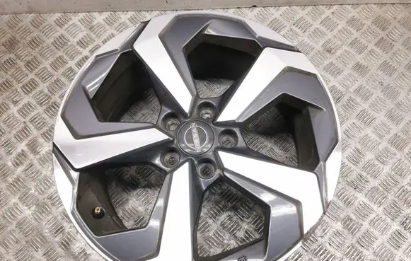 Nissan Qashqai J12 R18 alloy rim 6UA8B