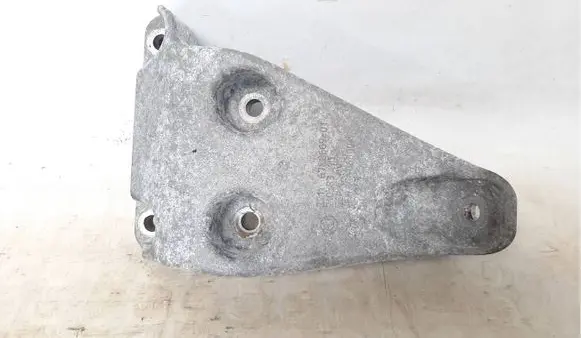 BMW 2 F22 F23 Engine mounting bracket 6788609 22116788609