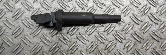 BMW 6 F06 Gran coupe High voltage ignition coil 8647689