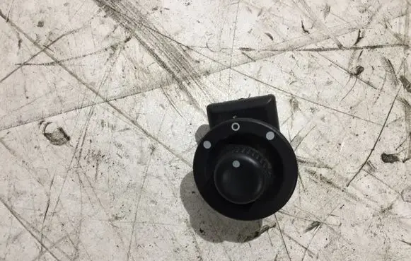 Opel Vivaro Wing mirror switch