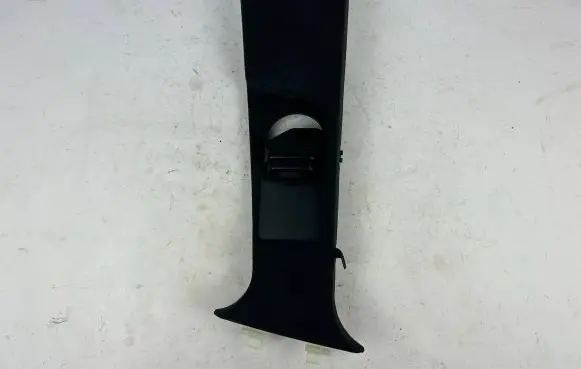 Mercedes-Benz E AMG W212 (B) pillar trim (bottom) A2126905326 SP5959 A2126903326