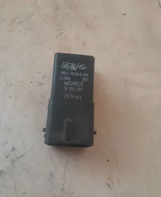 Ford Focus Glow plug pre-heat relay 3M5T12A343AA 51252003 24304