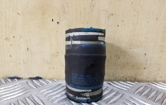 Mercedes-Benz E W212 Engine coolant pipe/hose A6512031682