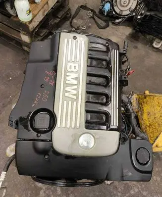 BMW 5 E39 Engine M57D25 21939647 1769150