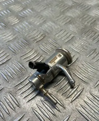 Mercedes-Benz A W177 AdBlue injector A0004904000