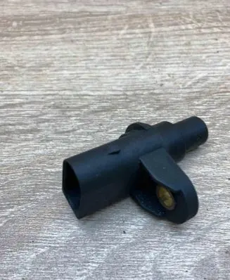 BMW X3 E83 Camshaft position sensor 1438082 602137
