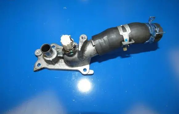 Thermostat/thermostat housing