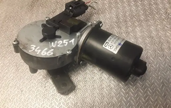 Mercedes-Benz R W251 Wiper motor 2518201442 A2518201442