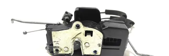 Chevrolet Captiva Front door lock