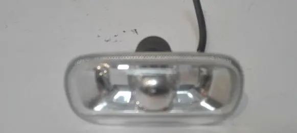 Audi A6 S6 C5 4B Front fender indicator light 8E0949127