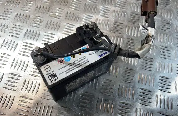 Volvo V50 Car battery 31296300