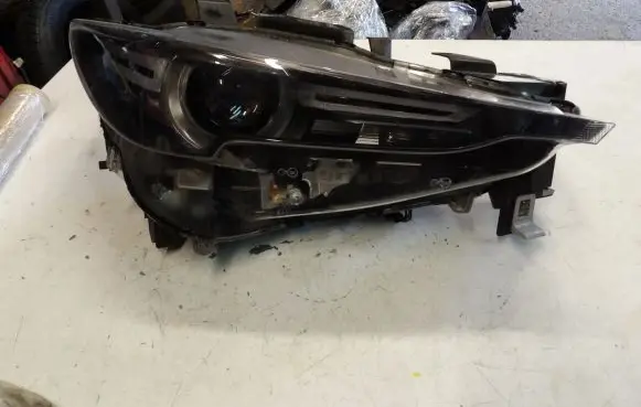Mazda CX-5 II Headlight/headlamp KB8N51030