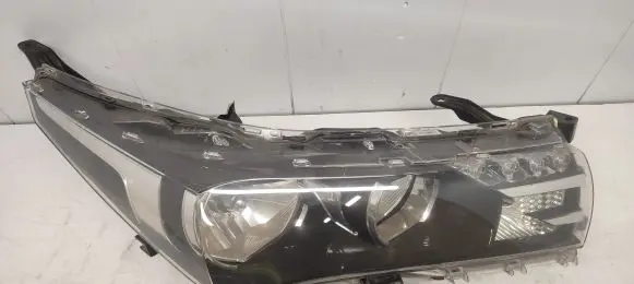 Toyota Corolla E160 E170 Headlight/headlamp 8111002E70 133094449