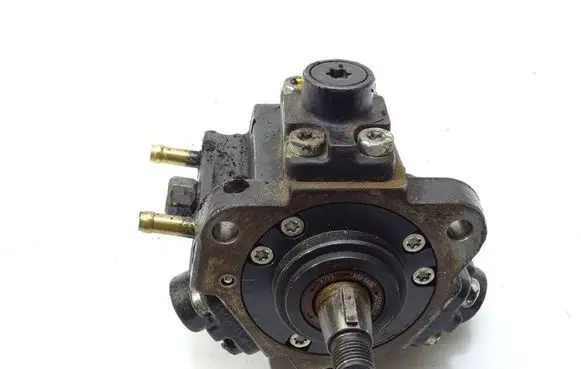 Fuel injection high pressure pump
