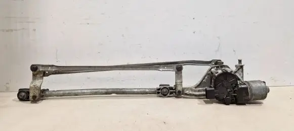 Ford Focus Front wiper linkage and motor 4m5117k484ac