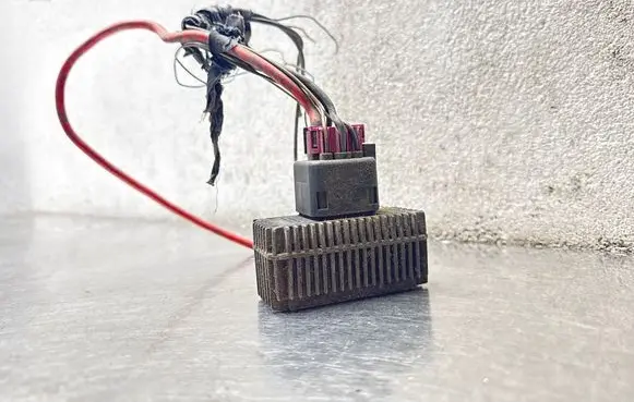 Opel Zafira B Glow plug pre-heat relay 55354141 51299018A