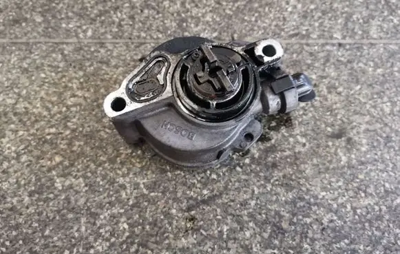 Citroen C4 Grand Picasso Vacuum pump