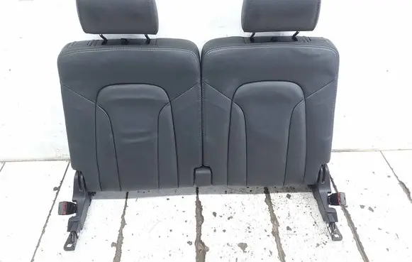 Audi Q7 4L Third row seats 