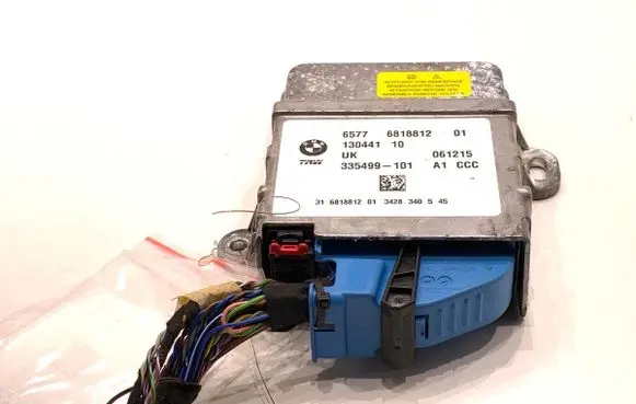 BMW 2 F45 Airbag deployment crash/impact sensor 6818812