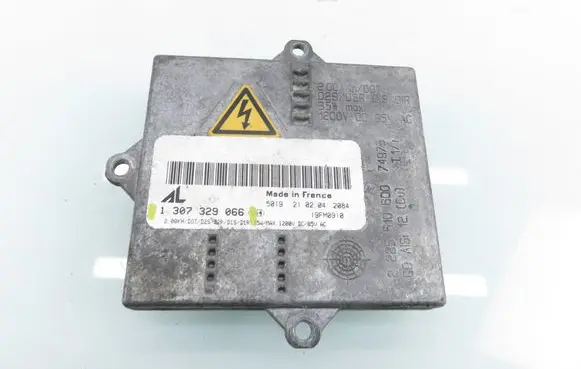 Audi A3 S3 8P Headlight ballast module Xenon 1307329066