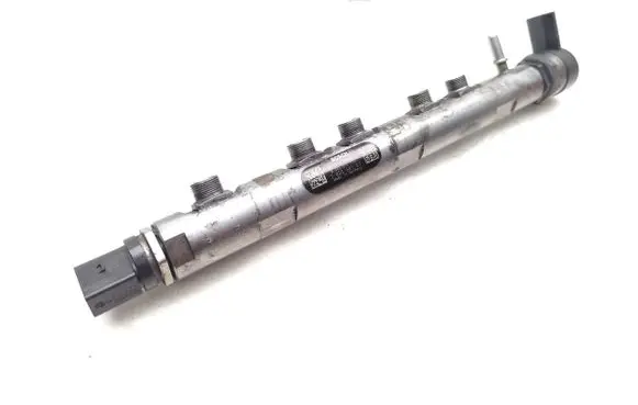 Fuel main line pipe