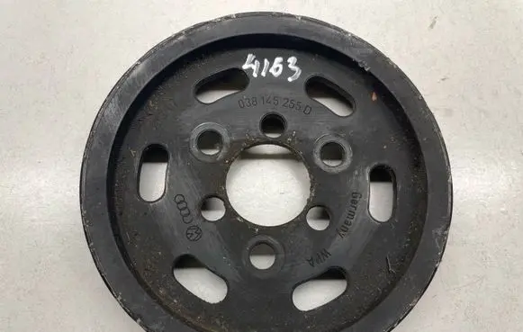Volkswagen PASSAT B5 Power steering pump pulley 038145255D
