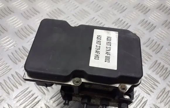 Volkswagen Polo IV 9N3 ABS Pump
