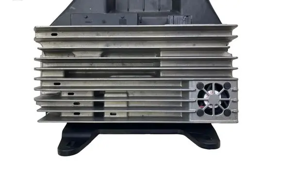 Audi A4 S4 B8 8K Sound amplifier 8T0035223H