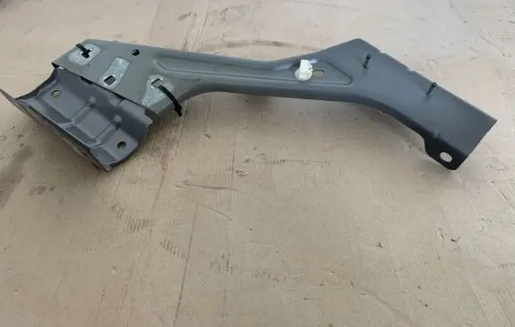 Mercedes-Benz Citan W415 Fender mounting bracket
