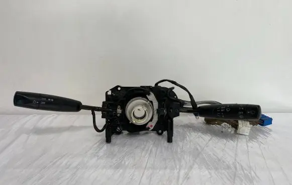 Mazda 323 F Wiper control stalk 173026 175018