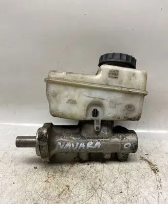 Master brake cylinder