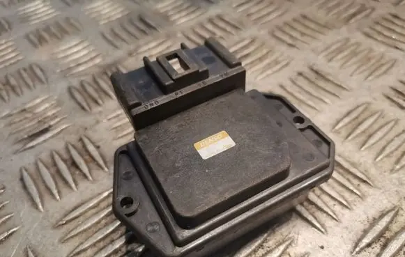 Mitsubishi Pajero Heater blower motor/fan resistor 4993002110