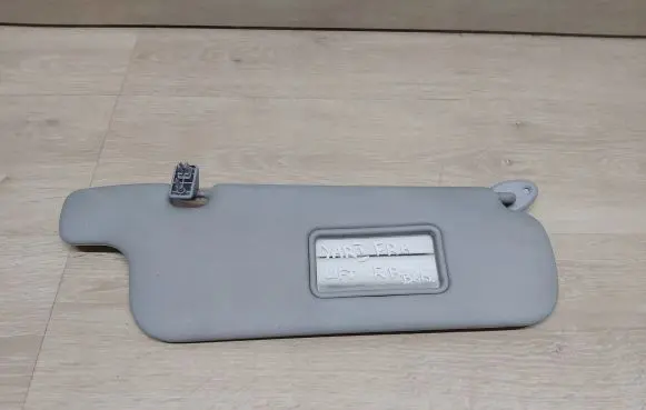 Toyota Yaris Sun visor
