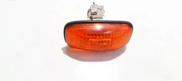 Nissan Almera N16 Front fender indicator light e401459