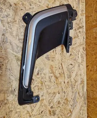 Peugeot 308 Front bumper lower grill AA546079500 027357