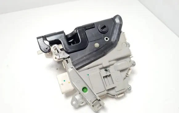 Porsche Panamera (970) Rear door lock 8K0839015C