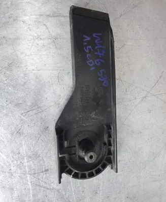 Mercedes-Benz A W176 Radiator mount bracket A2465040540